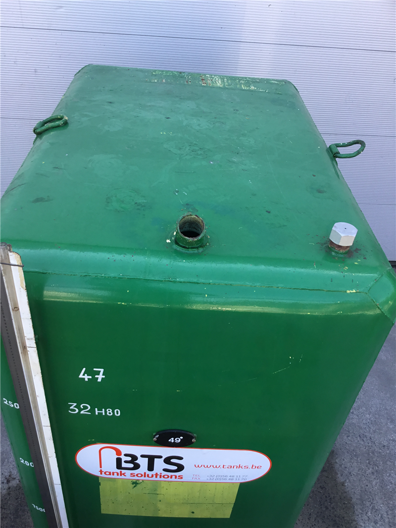 Gebrauchte lagerbehälter, Stahl innen mit Epoxidharzbeschichtung 3000