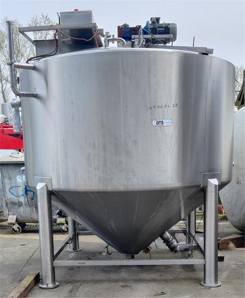 03.46.OL.29 - Gebrauchte mischbehälter