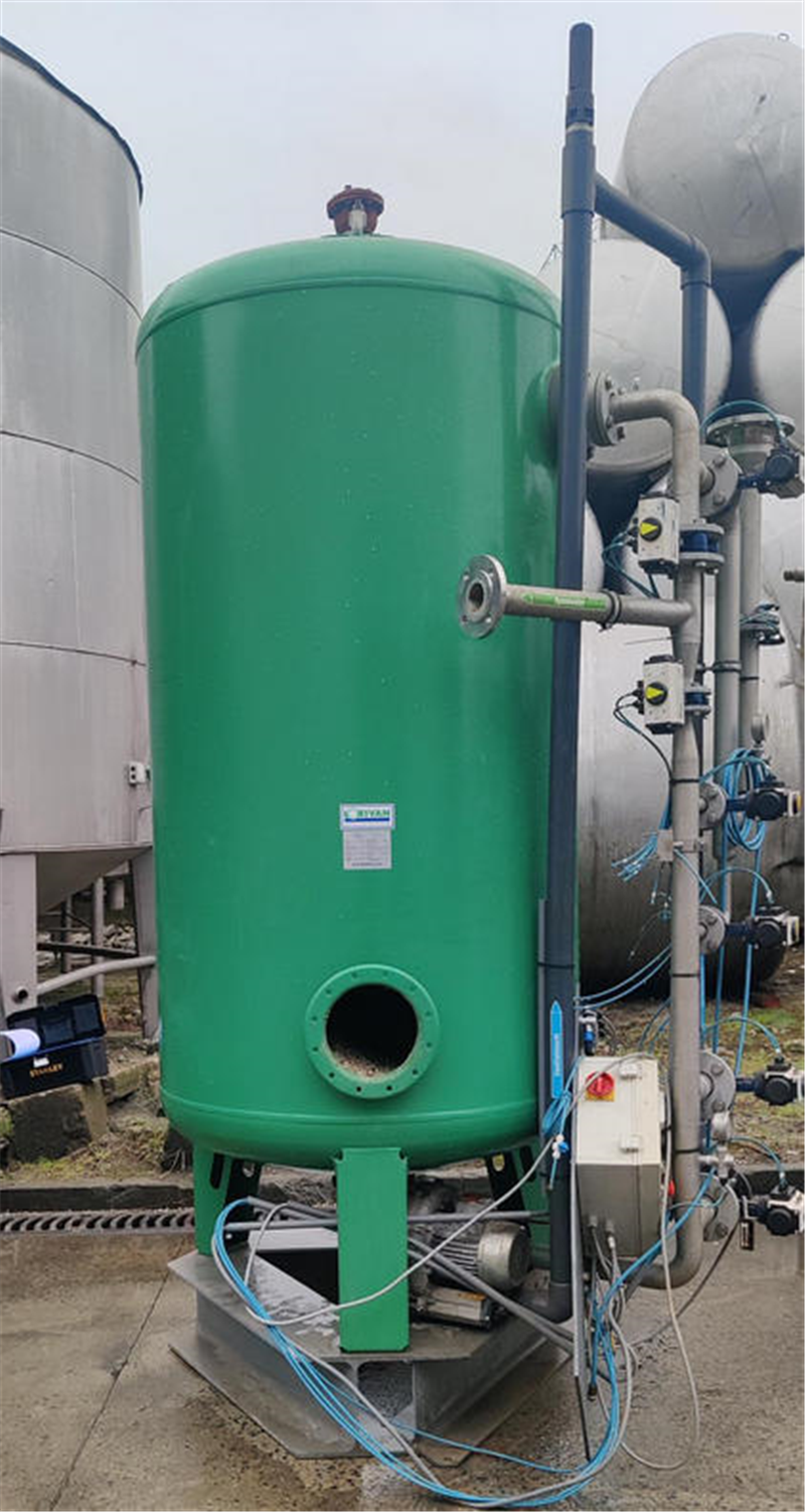 02.46.IC.01 - Gebrauchte mischbehälter