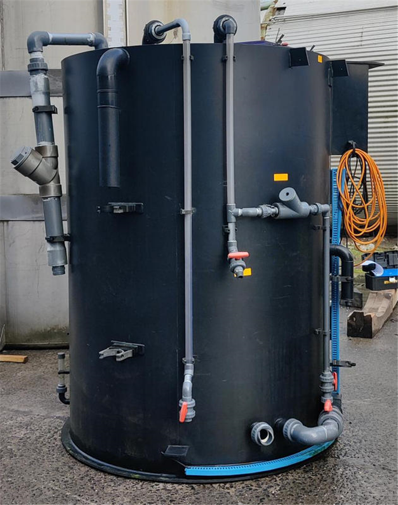 10.46.CB.02 - Gebrauchte lagerbehälter